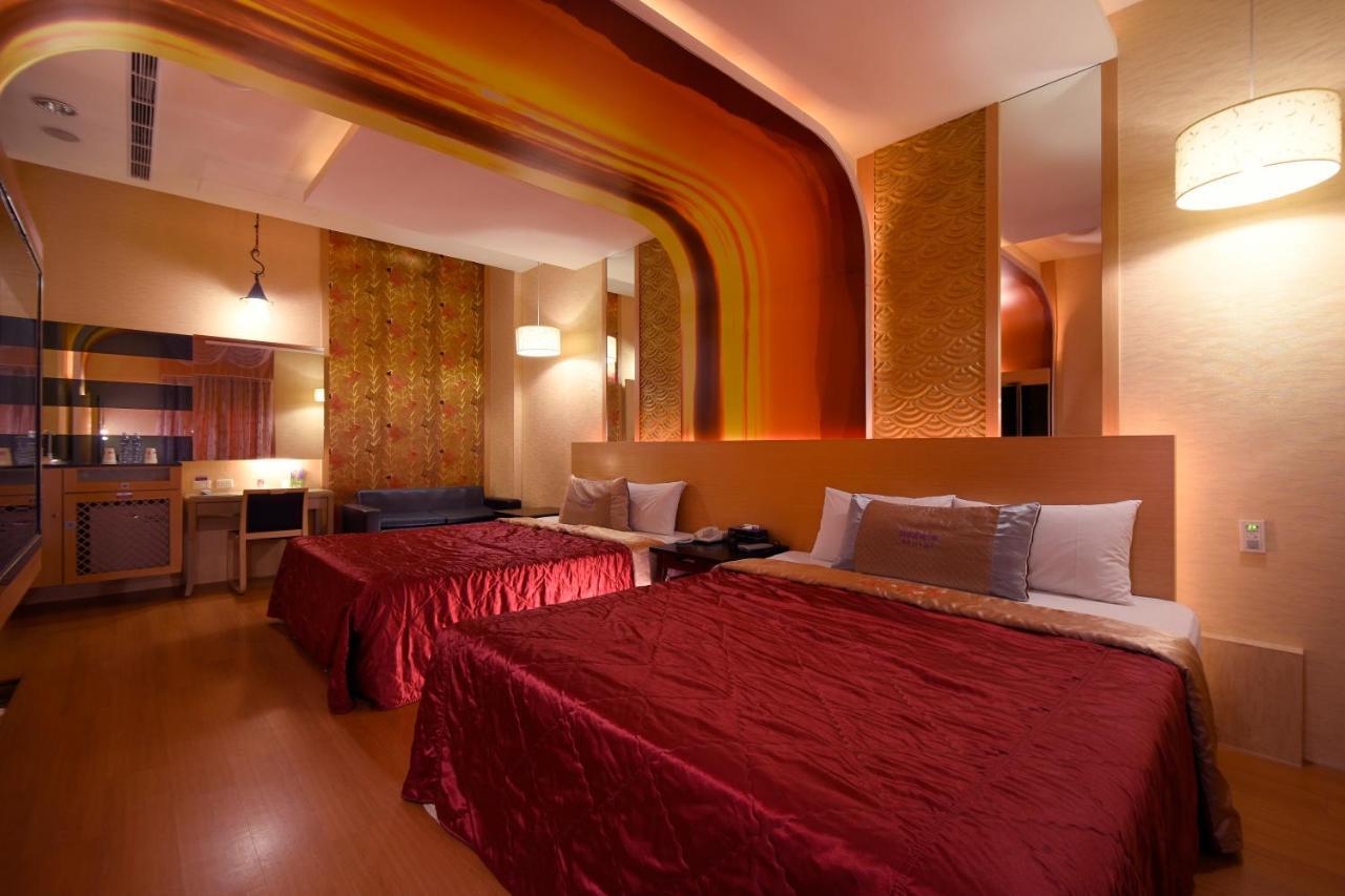 Sun Garden Motel Гаосюн Екстер'єр фото